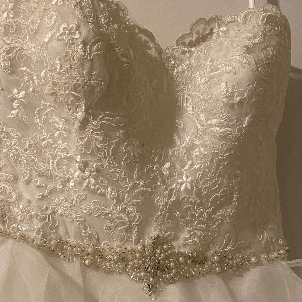 Wedding dress